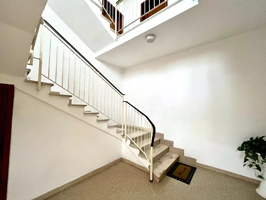 Immagine 28 di Appartamento in vendita  a Pontedera