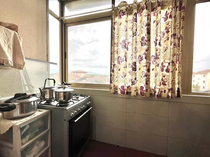 Immagine 9 di Appartamento in vendita  a Pontedera