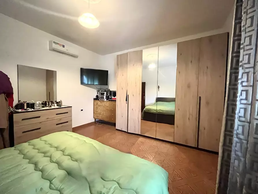 Immagine 13 di Appartamento in vendita  a Pontedera