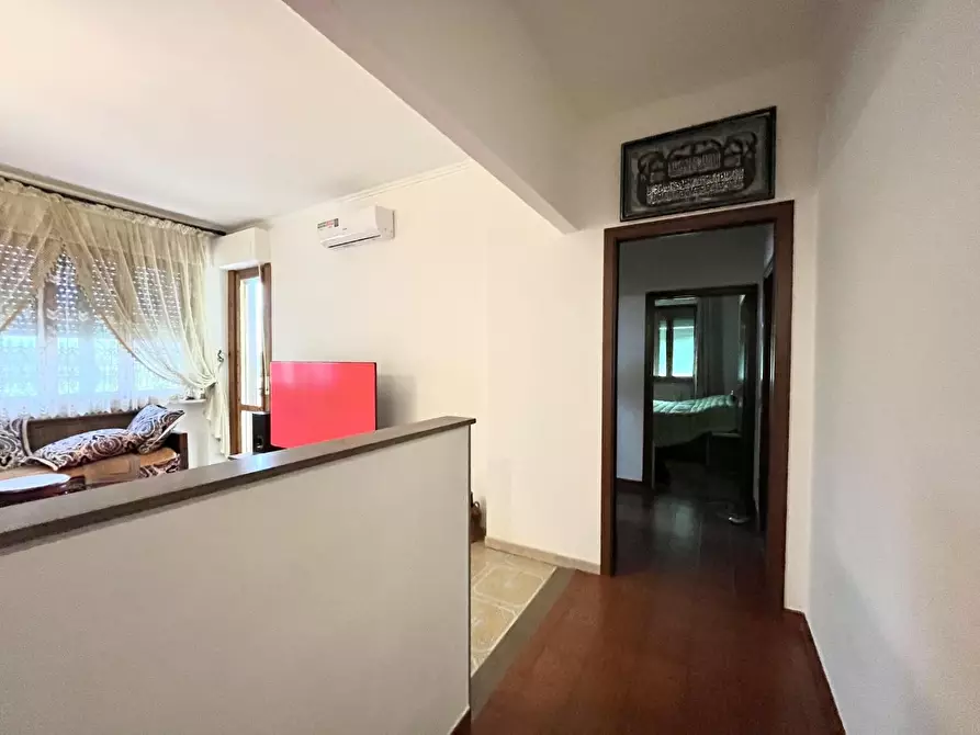 Immagine 20 di Appartamento in vendita  a Pontedera