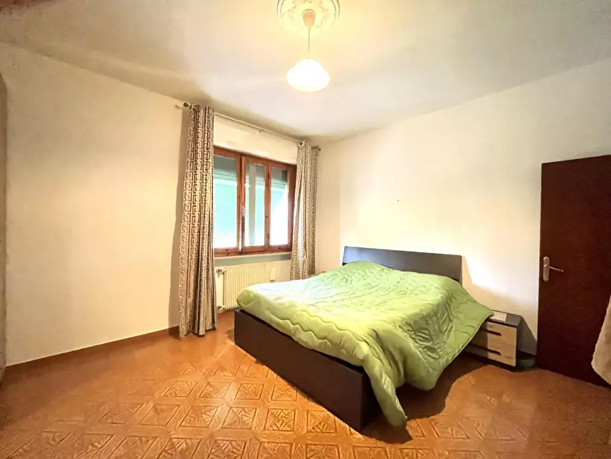 Immagine 10 di Appartamento in vendita  a Pontedera