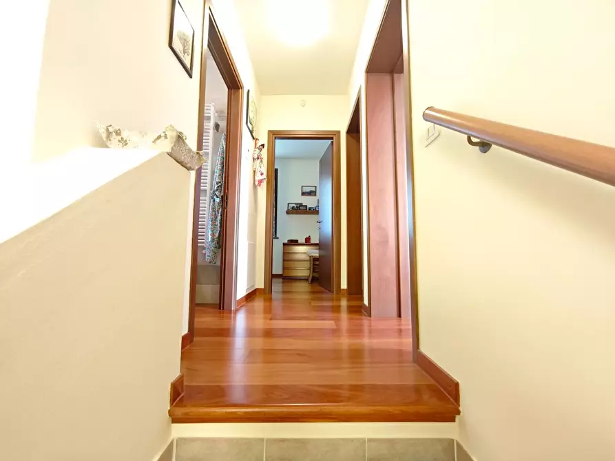 Immagine 21 di Villetta a schiera in vendita  a Capannoli