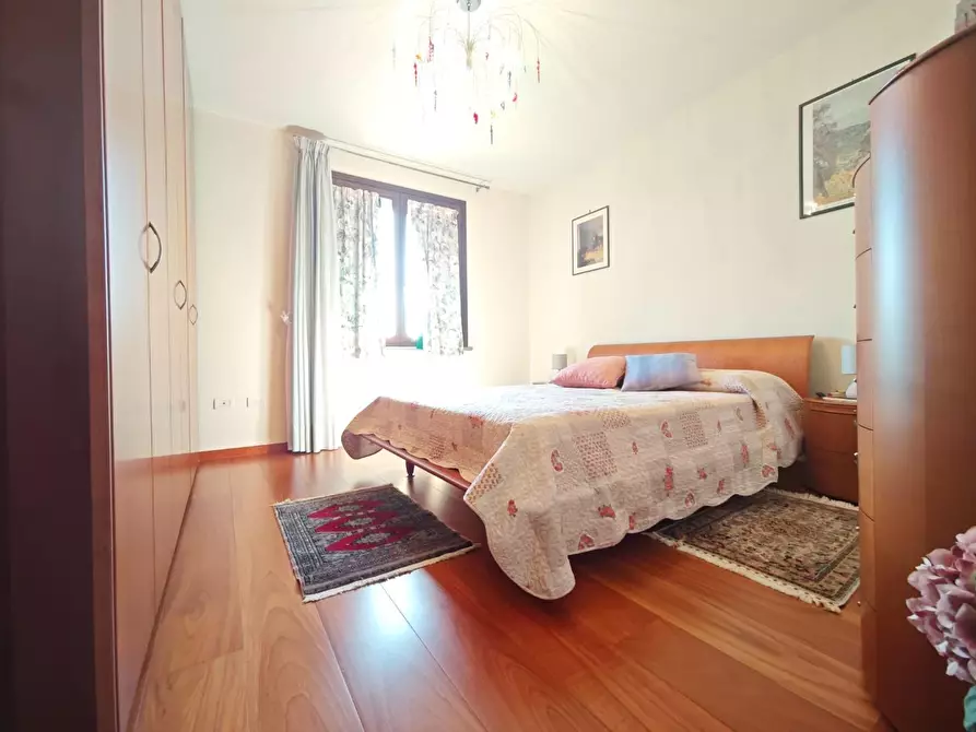 Immagine 29 di Villetta a schiera in vendita  a Capannoli