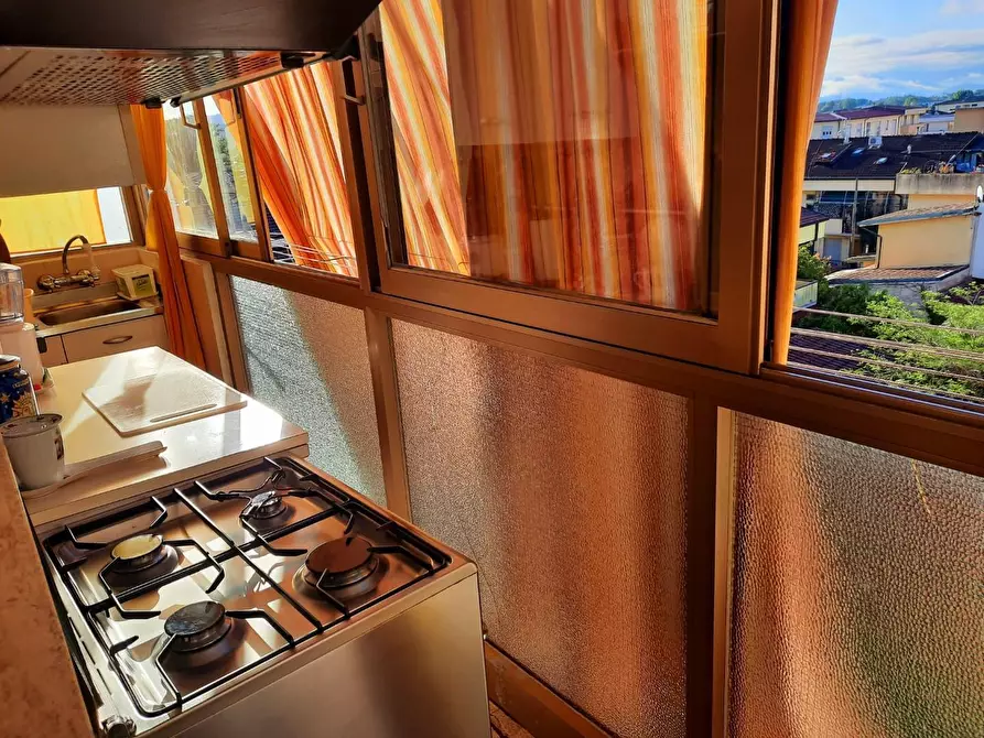 Immagine 14 di Appartamento in vendita  a Viareggio