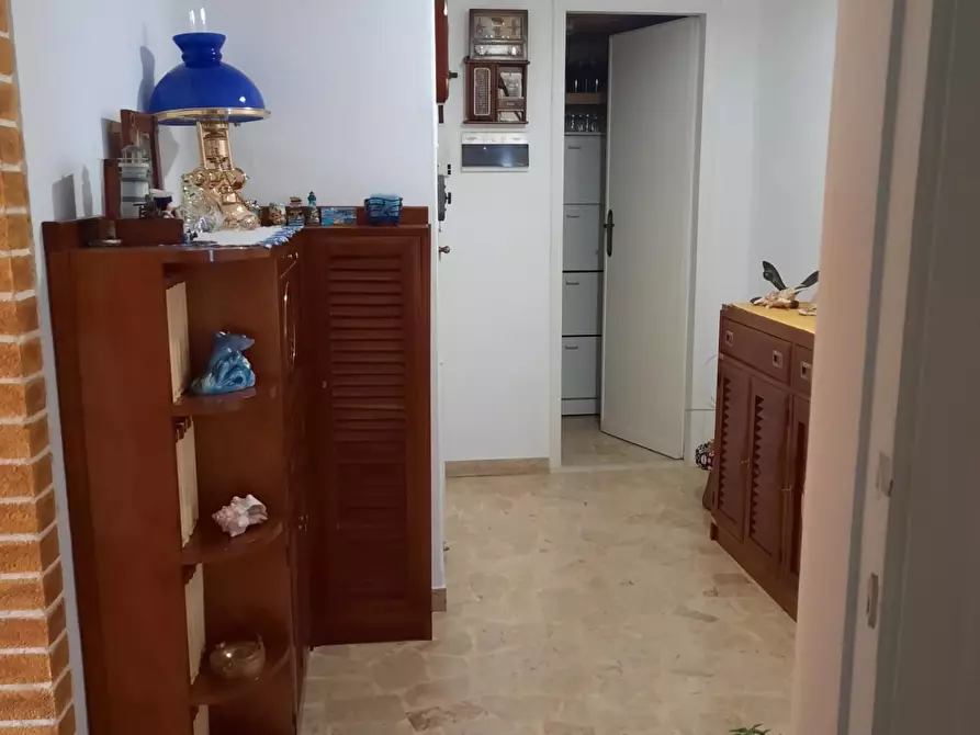 Immagine 2 di Appartamento in vendita  a Viareggio