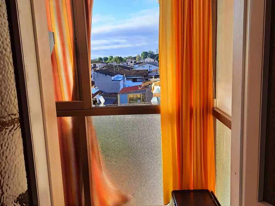 Immagine 6 di Appartamento in vendita  a Viareggio