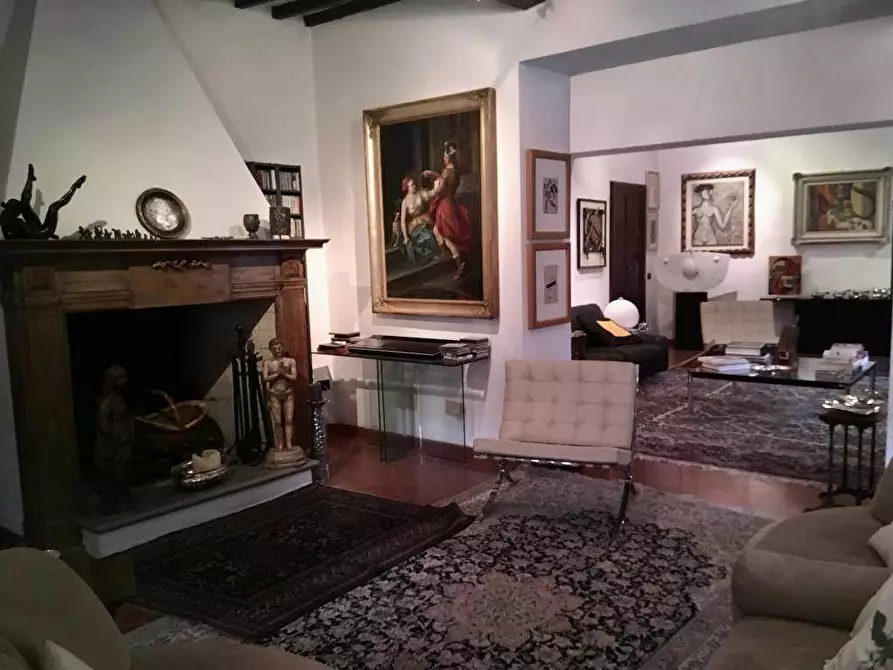 Immagine 11 di Villa in vendita  a Calci