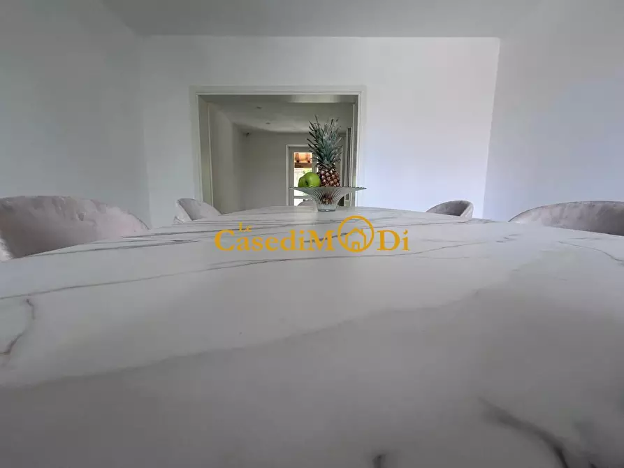 Immagine 13 di Villa in vendita  a Pietrasanta