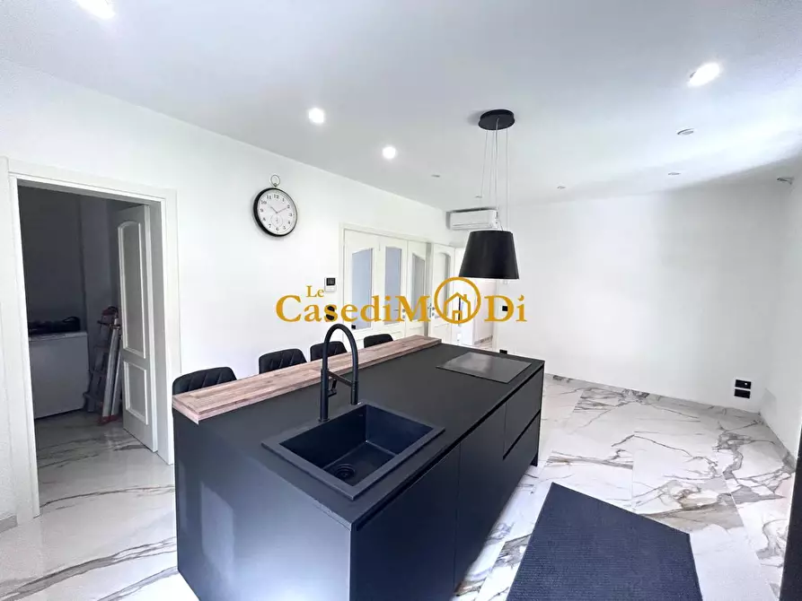 Immagine 8 di Villa in vendita  a Pietrasanta