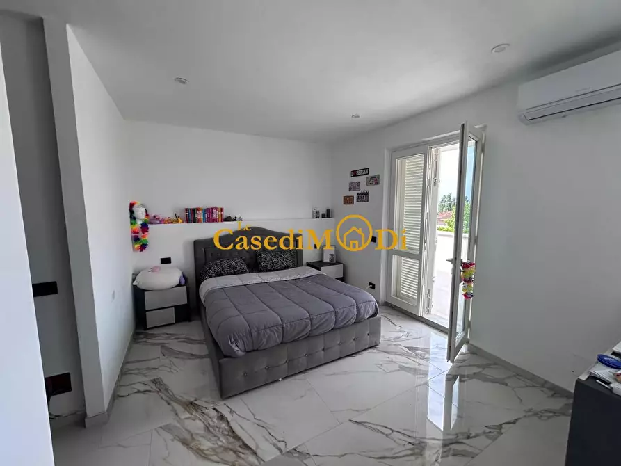 Immagine 35 di Villa in vendita  a Pietrasanta