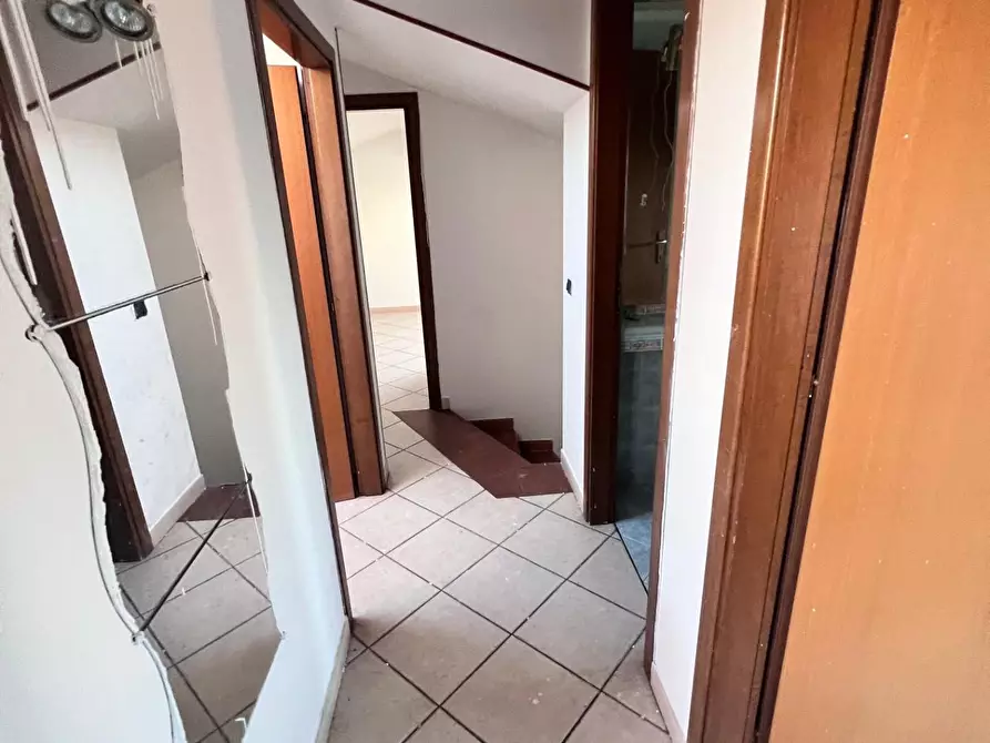 Immagine 8 di Appartamento in vendita  a Colle Di Val D'elsa