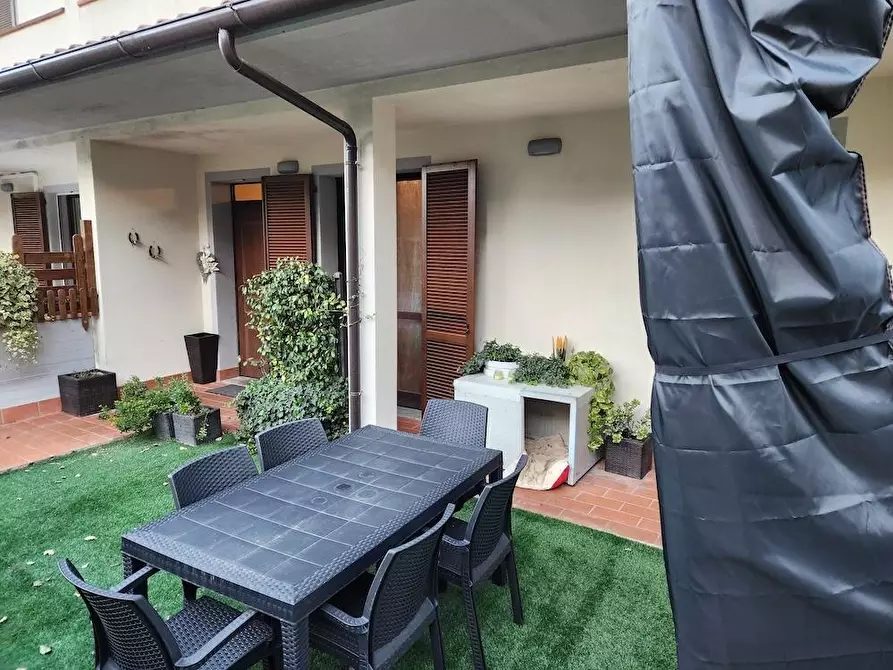 Immagine 14 di Appartamento in vendita  a Santa Maria A Monte