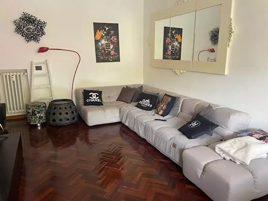 Immagine 10 di Appartamento in vendita  a Pisa