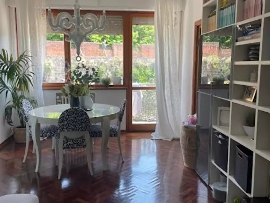 Immagine 5 di Appartamento in vendita  a Pisa