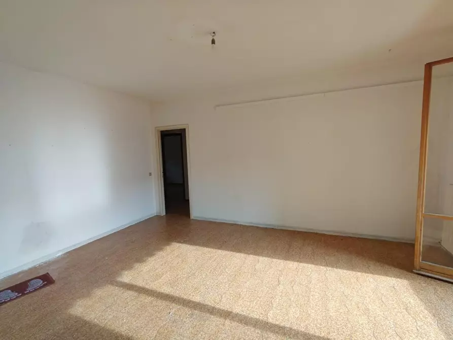 Immagine 4 di Appartamento in vendita  a Cascina