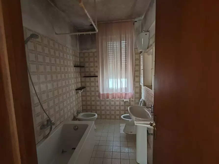 Immagine 10 di Appartamento in vendita  a Cascina