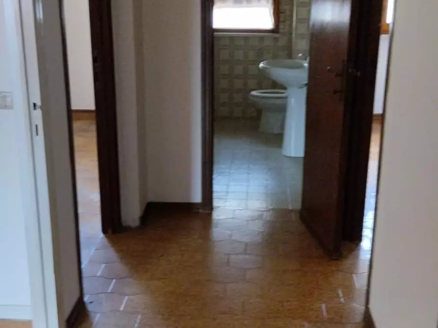 Immagine 7 di Appartamento in vendita  a Cascina