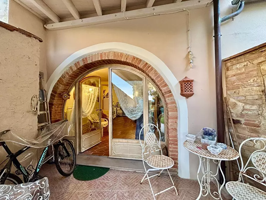 Immagine 11 di Terratetto in vendita  a Terricciola