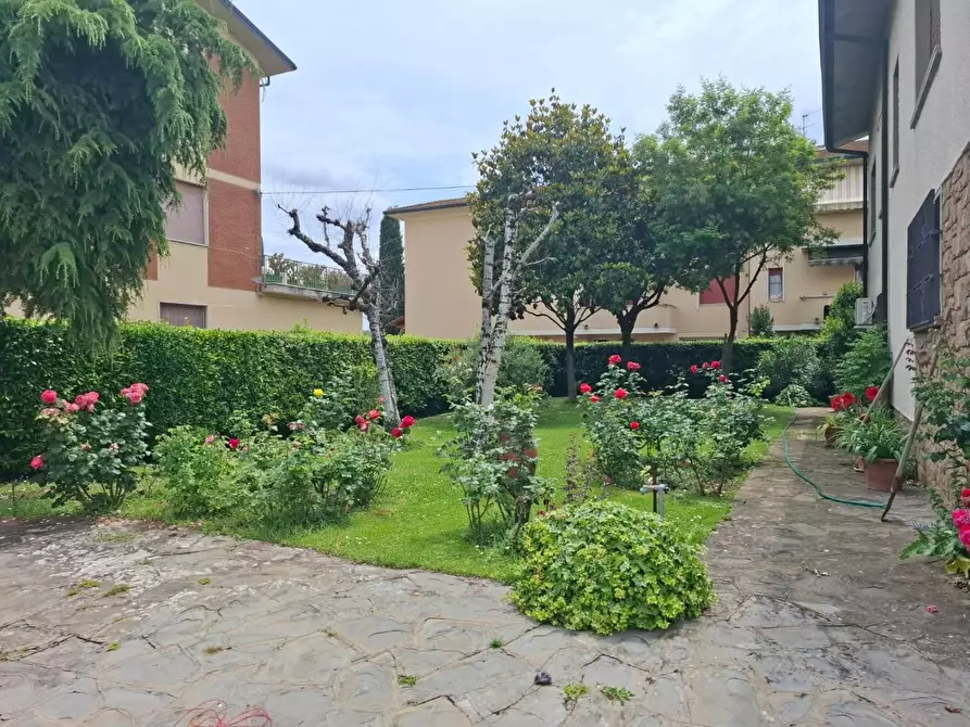 Immagine 15 di Casa bifamiliare in vendita  a Santa Croce Sull'arno