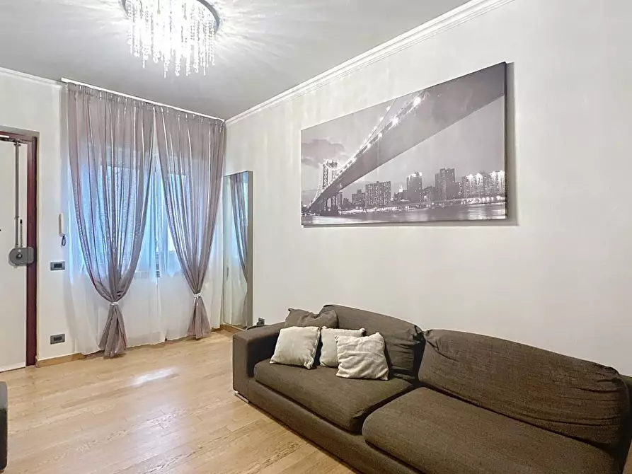 Immagine 10 di Appartamento in vendita  a Viareggio