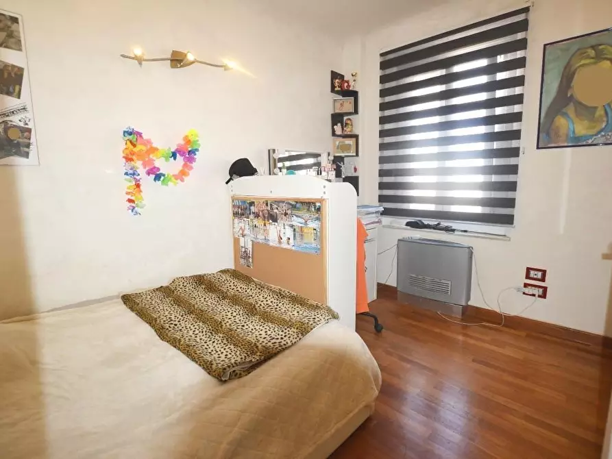 Immagine 7 di Appartamento in vendita  a Lucca