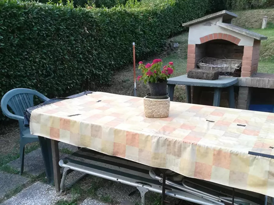 Immagine 23 di Appartamento in vendita  a Massa E Cozzile