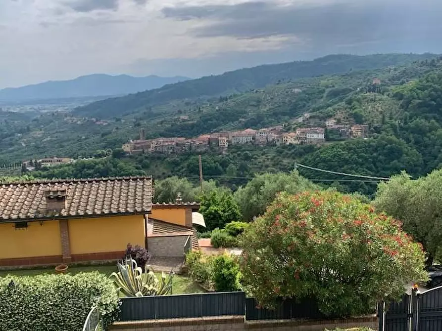 Immagine 9 di Appartamento in vendita  a Massa E Cozzile