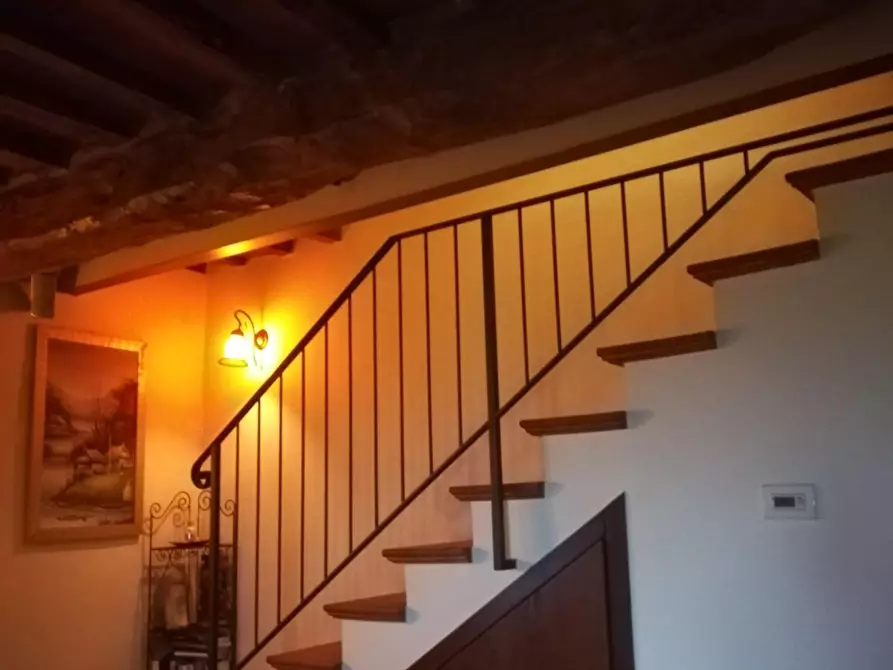 Immagine 24 di Appartamento in vendita  a Massa E Cozzile