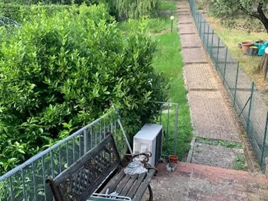 Immagine 20 di Appartamento in vendita  a Massa E Cozzile