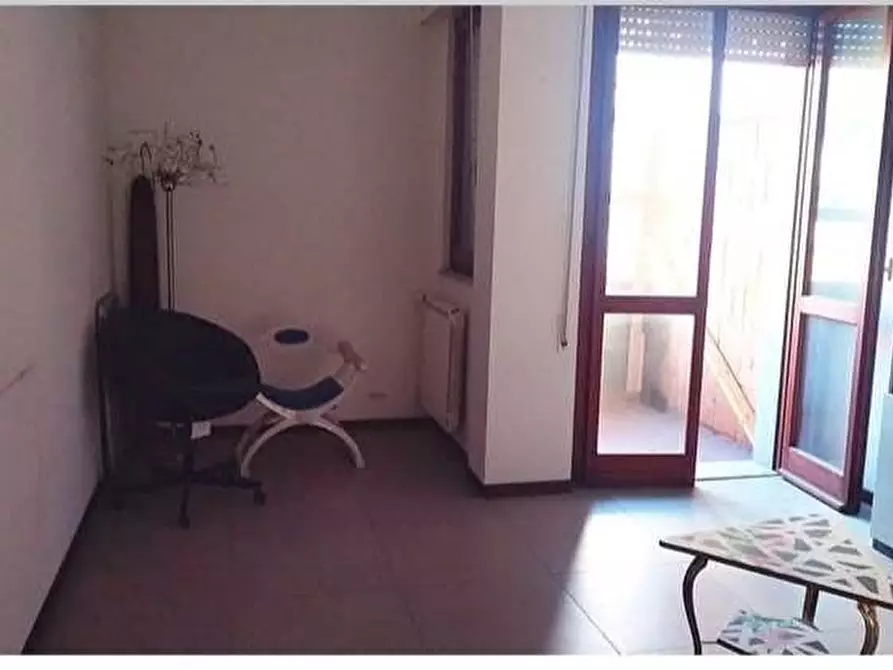 Immagine 2 di Appartamento in vendita  a Carrara