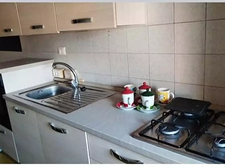 Immagine 6 di Appartamento in vendita  a Carrara