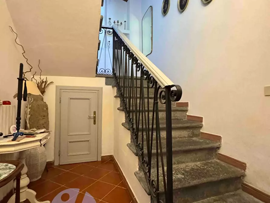 Immagine 8 di Villa in vendita  a Pietrasanta