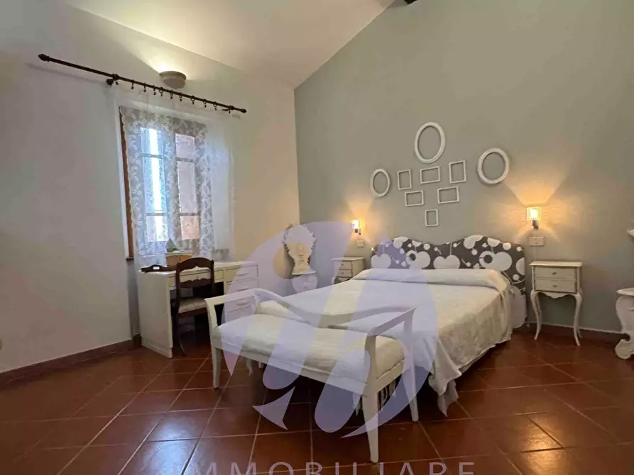 Immagine 12 di Villa in vendita  a Pietrasanta