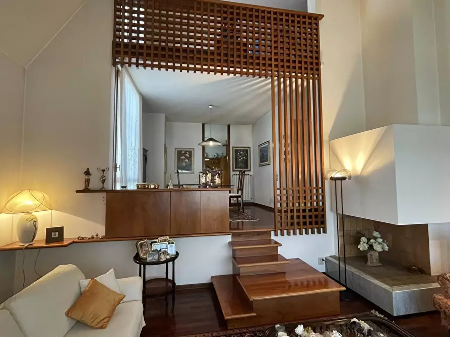 Immagine 25 di Villa in vendita  a San Miniato