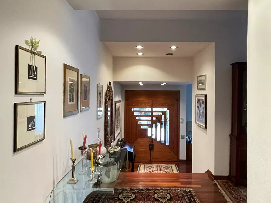 Immagine 42 di Villa in vendita  a San Miniato