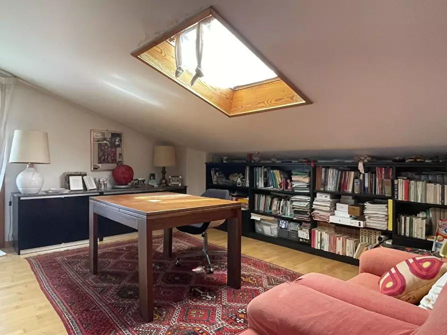 Immagine 49 di Villa in vendita  a San Miniato