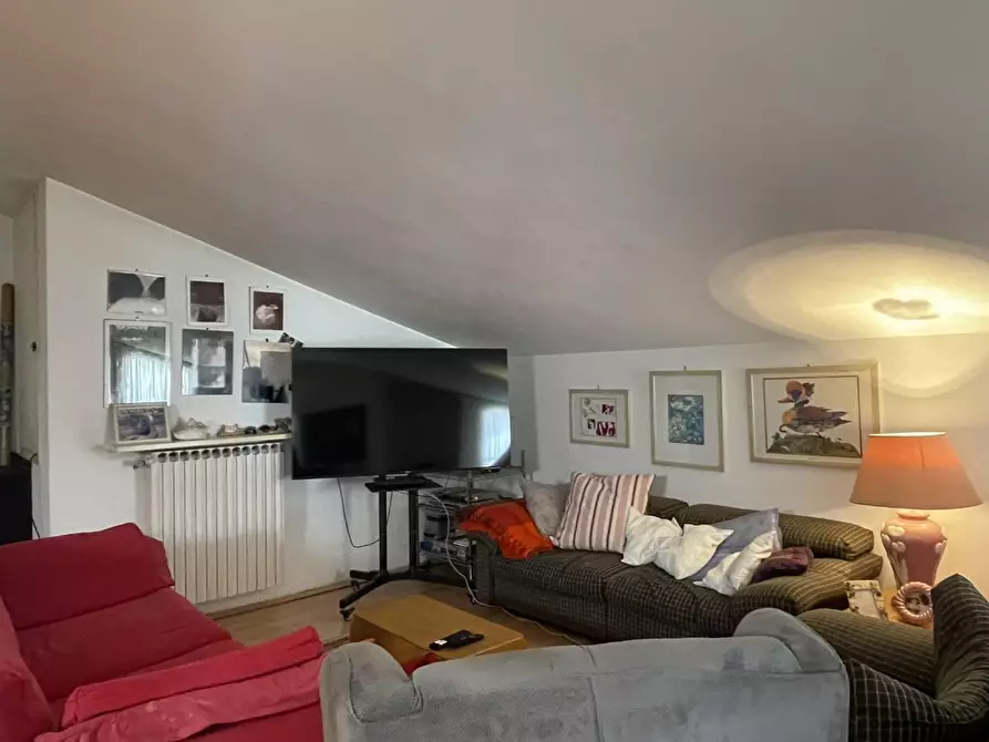 Immagine 51 di Villa in vendita  a San Miniato