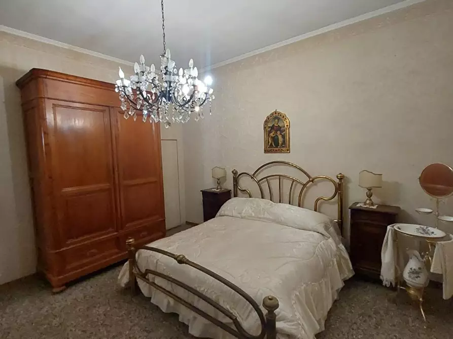 Immagine 15 di Appartamento in vendita  a Pontedera