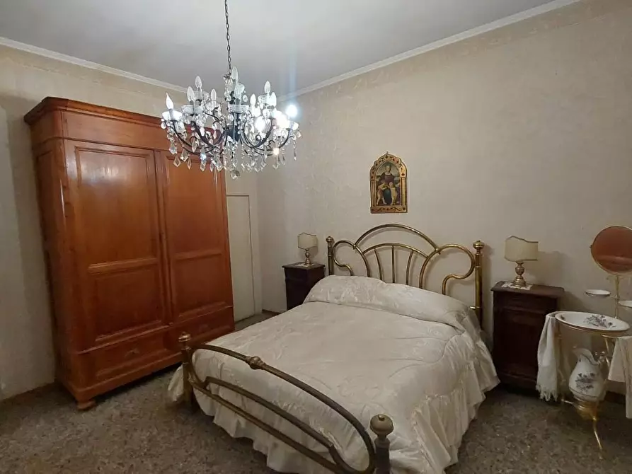 Immagine 14 di Appartamento in vendita  a Pontedera