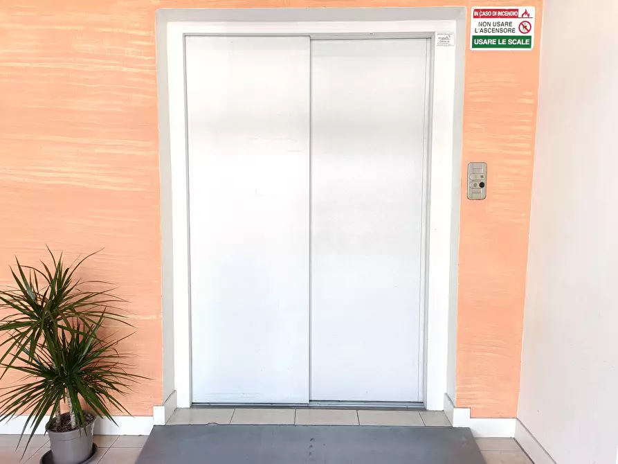 Immagine 8 di Attività artigianale in vendita  a Montelupo Fiorentino