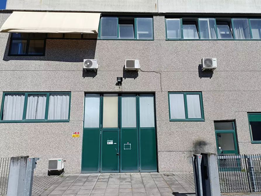 Immagine 17 di Attività artigianale in vendita  a Montelupo Fiorentino