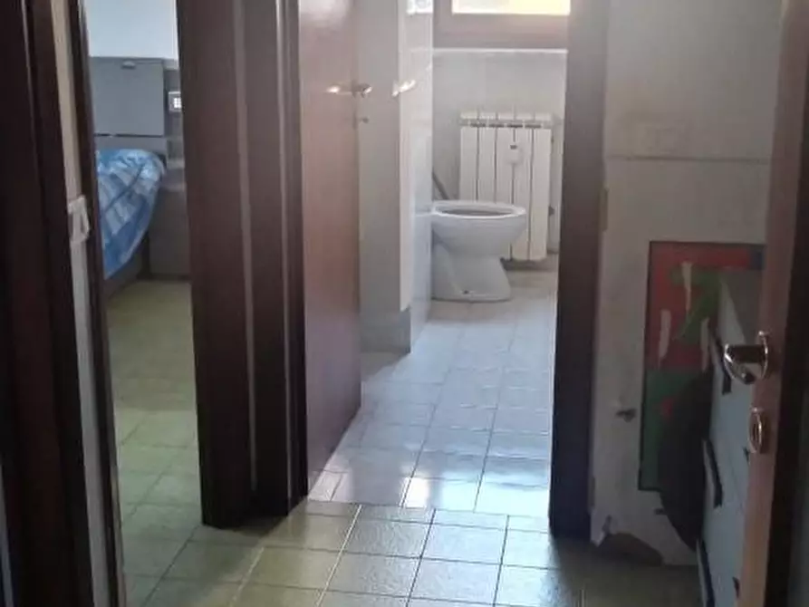 Immagine 6 di Appartamento in vendita  a Carrara