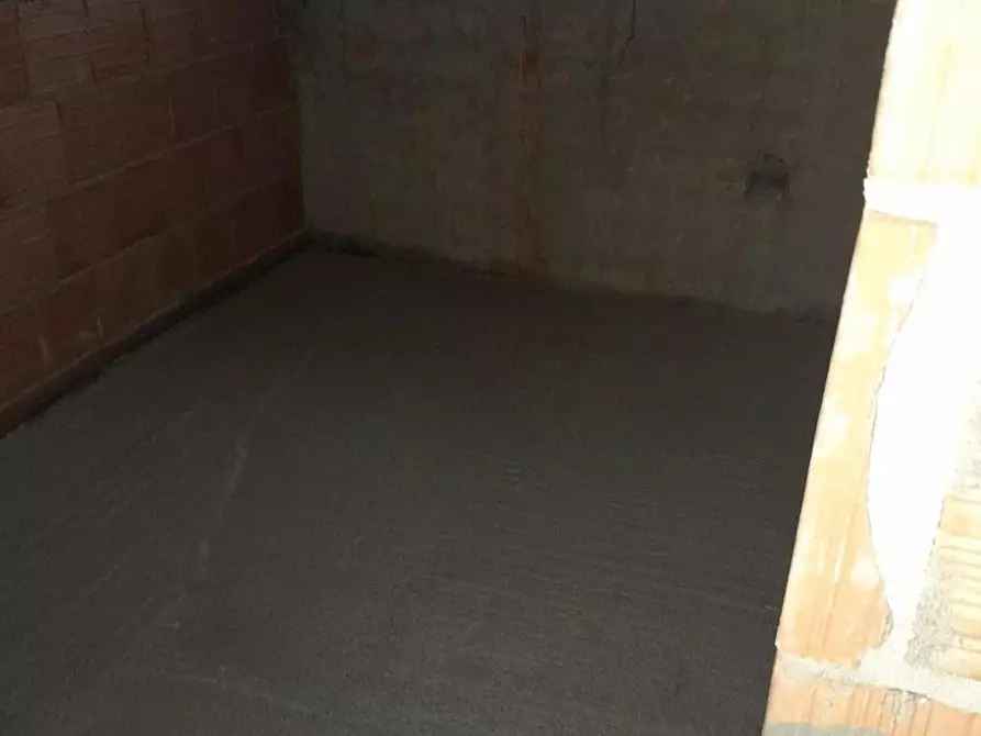 Immagine 5 di Appartamento in vendita  a Pisa