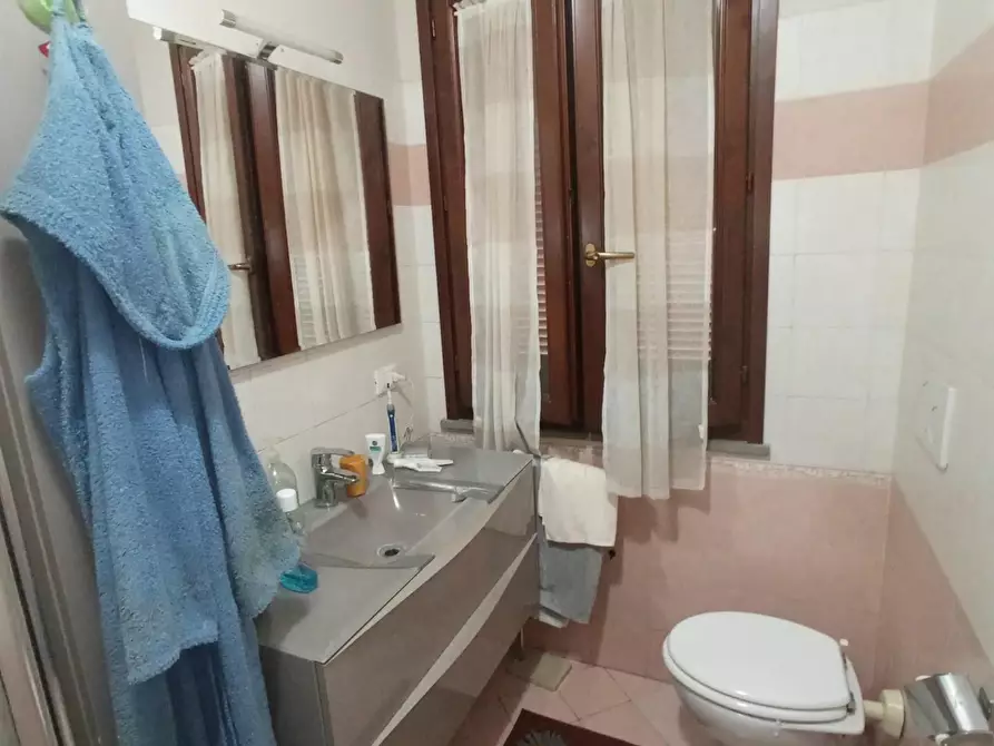 Immagine 9 di Appartamento in vendita  a Santa Maria A Monte