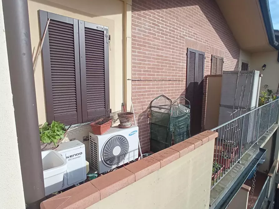 Immagine 17 di Appartamento in vendita  a Santa Maria A Monte