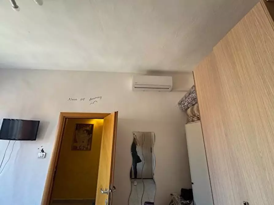 Immagine 25 di Appartamento in vendita  a Livorno