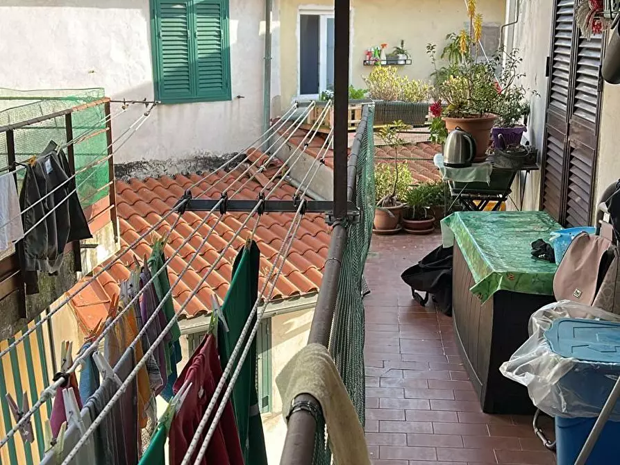 Immagine 12 di Appartamento in vendita  a Livorno