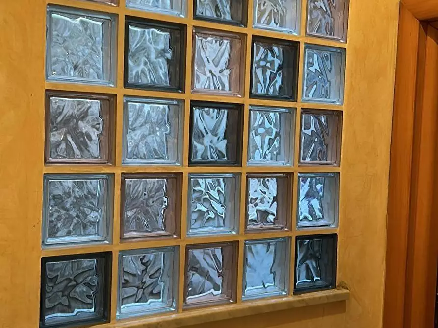 Immagine 16 di Appartamento in vendita  a Livorno