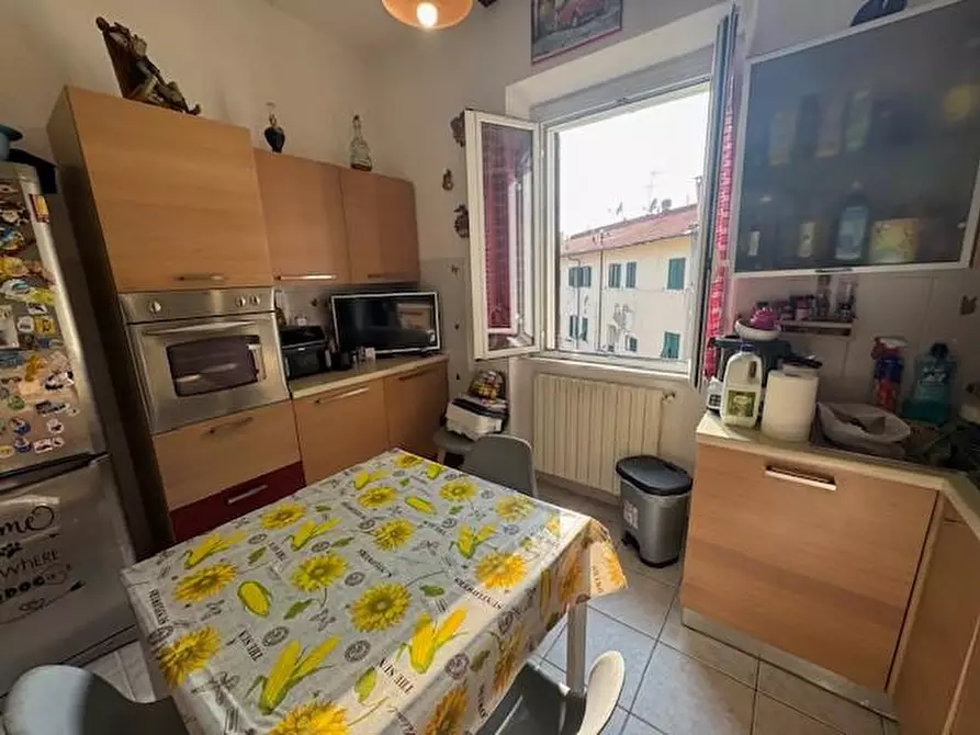 Immagine 7 di Appartamento in vendita  a Livorno