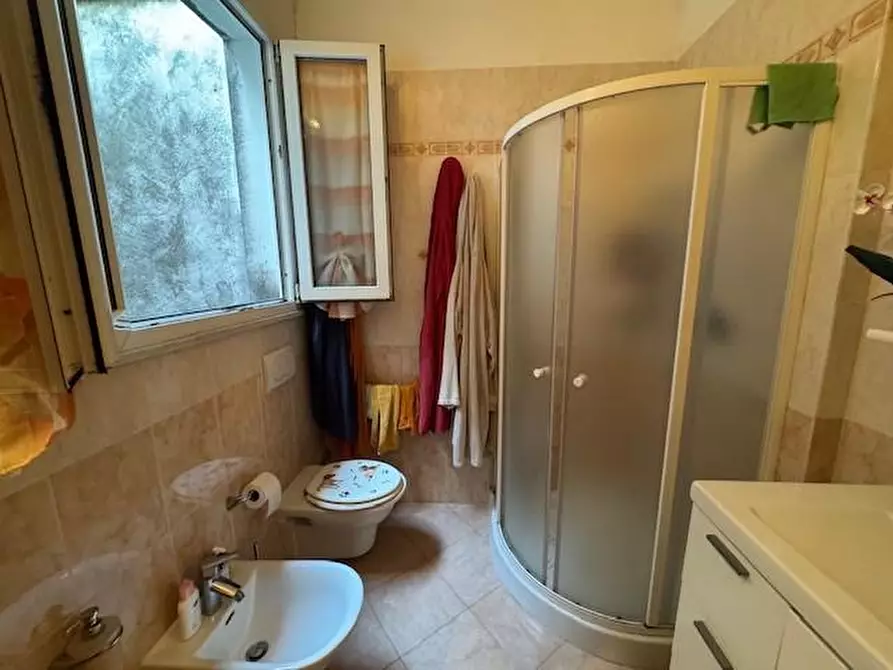 Immagine 31 di Appartamento in vendita  a Livorno